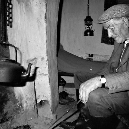 Teach Roisin-Traditional Irish Holiday Cottage In Malin Head. Luaran gambar