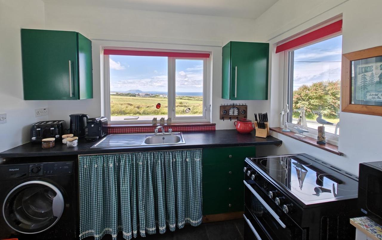 Teach Roisin-Traditional Irish Holiday Cottage In Malin Head. Luaran gambar